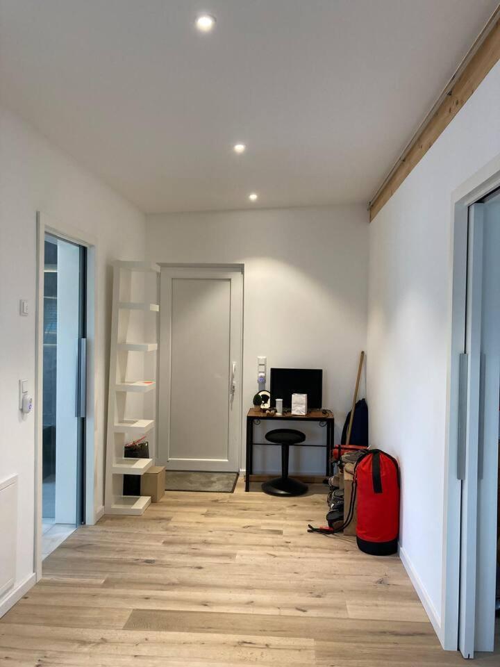 شقة Neues Penthouse-Loft Mit Konuskarte Fuer Gratis Oepnv Ehrenkirchen المظهر الخارجي الصورة
